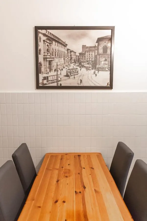 Comfyhome Bologna 0*,  Italy